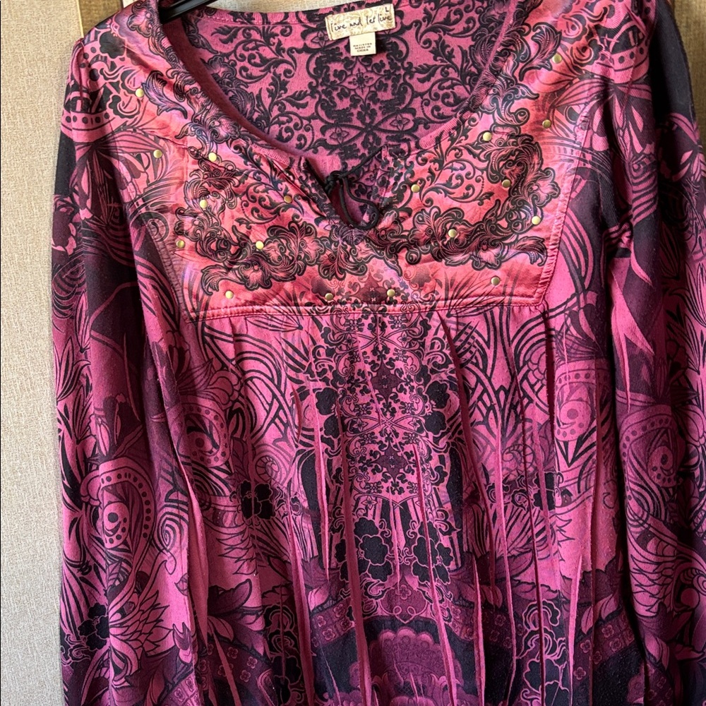 FINAL MARKDOWN Live and Let Live peasant style Floral Top large